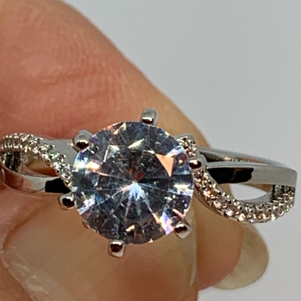 WHITE SAPPHIRE SOLITAIRE 6 PRONG RING - Picture 4 of 6